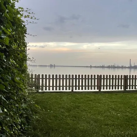 Sunrise Lake View * 那沃达利